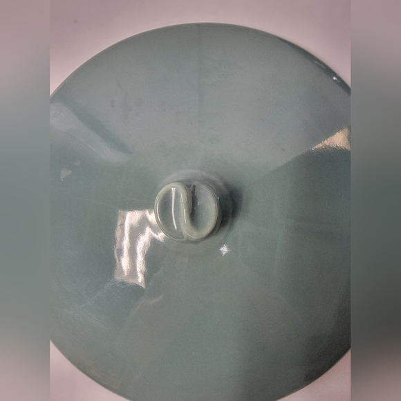 Red Wing USA Pottery Vintage Village Green 2 Quart Round Covered Casserole Dish - Picture 4 of 7